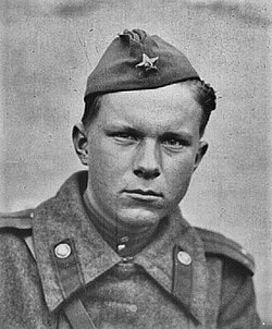 1944-cü il Rumıniya cəbhəsində leytenant V.Bıkov