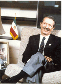 Şapur Bəxtiyar 1978-ci ildə.