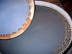 Azərbaycanın qədim zərb xalq musiqi aləti - qaval