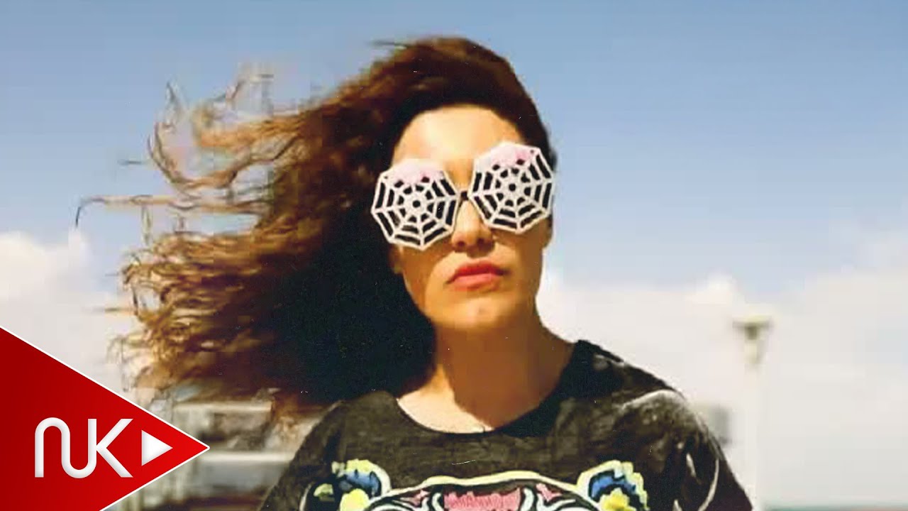 Cinare Melikzade - Mən beləyəm (Official video 2017)ZAZ Je veux Mp3 Yüklə