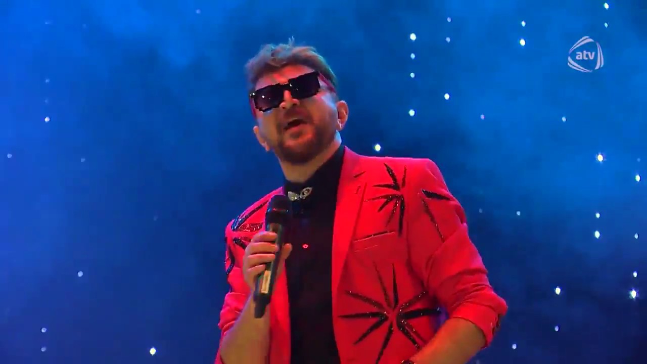 Rəhim Rəhimli - Qızlar (Novruz Şousu) Mp3 Yüklə